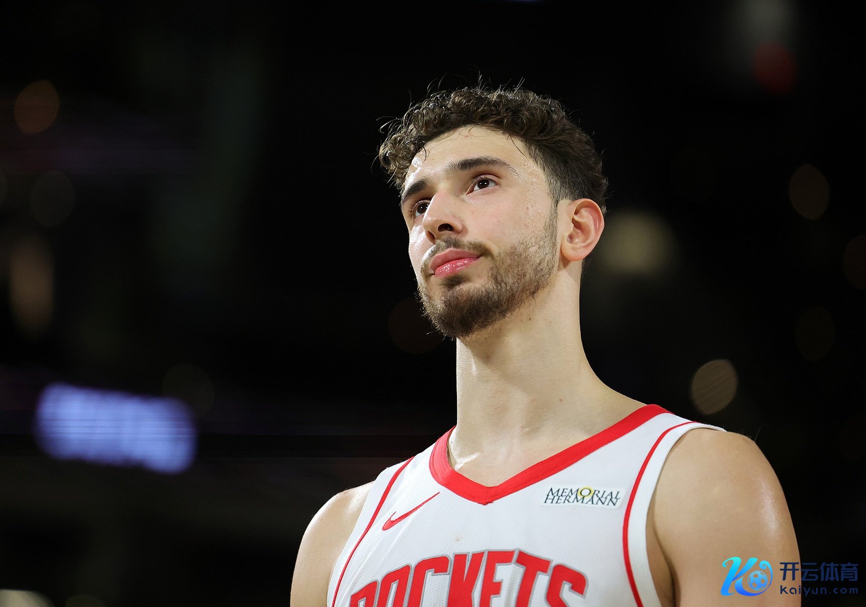 申京：我知说念我方开场打得不好 我必须简洁 范弗里特帮了我